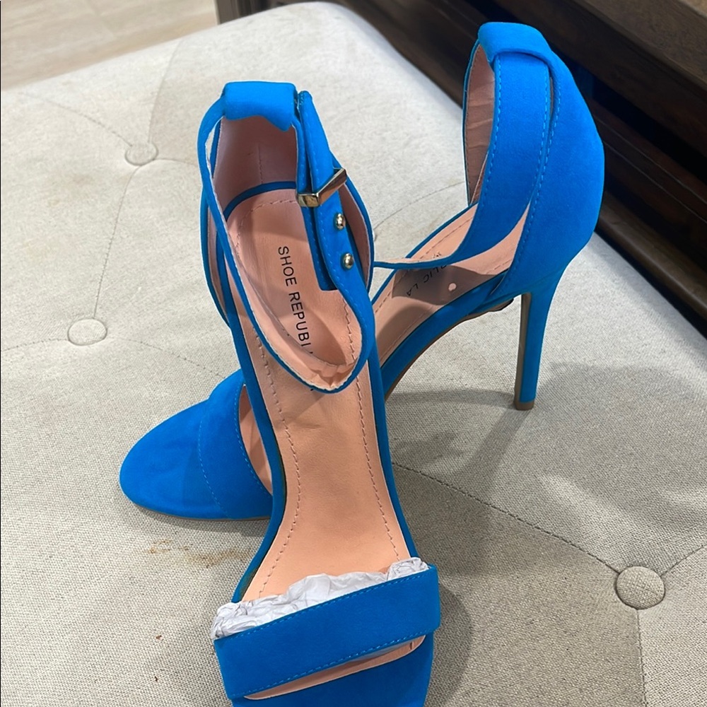 Shoe Republic LA Turquoise High Heels